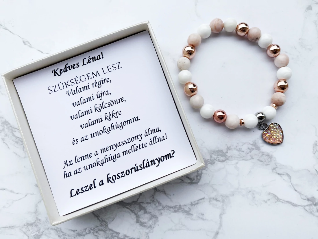 Koszorúslányfelkérő karkötő egyedi feliratos díszdobozzal