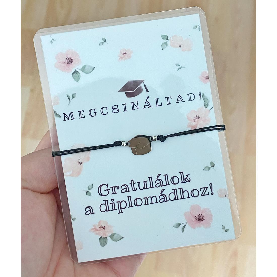 Nemesacél diplomasapka karkötő kísérőkártyával