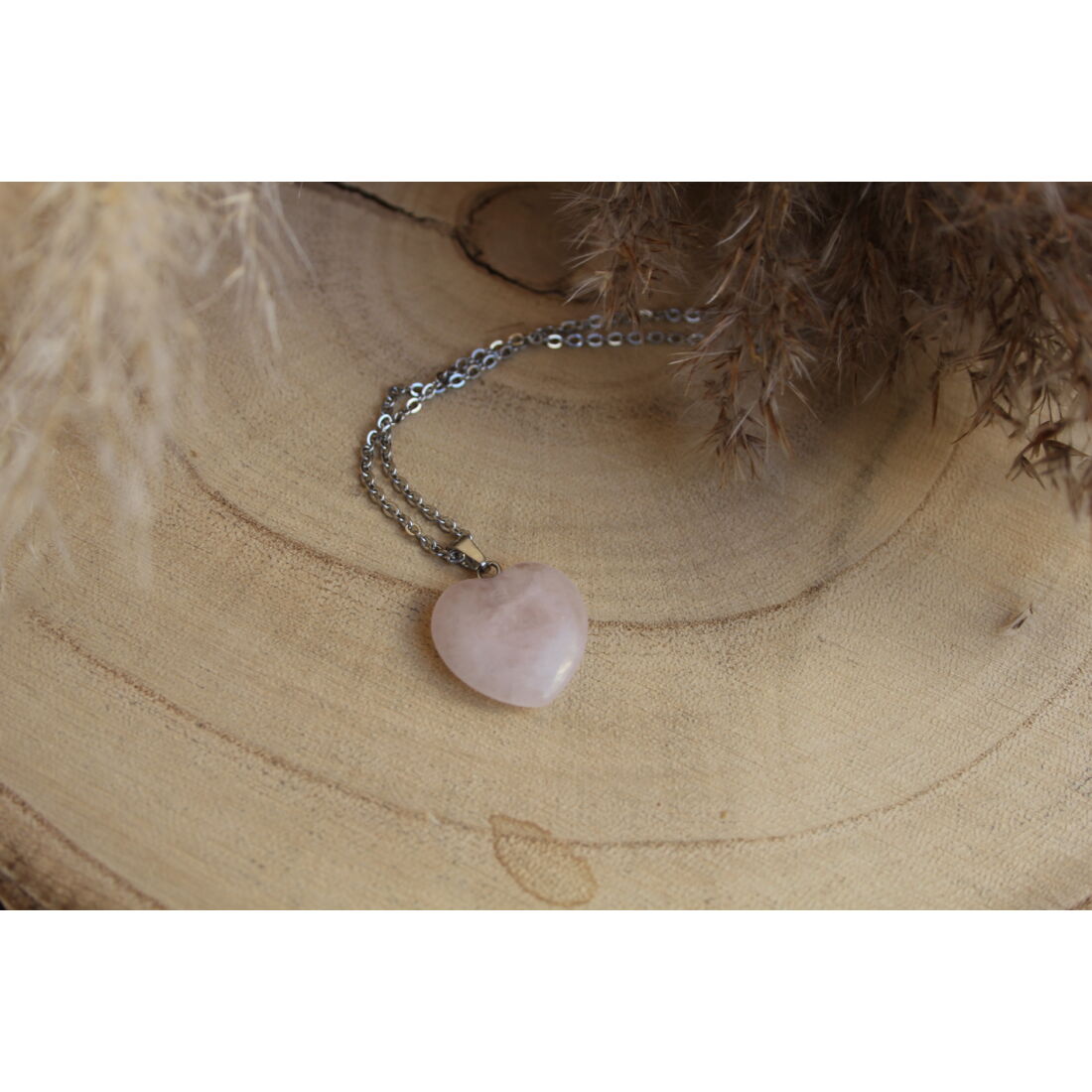 Szív alakú rózsakvarc ásvány medálos nyaklánc