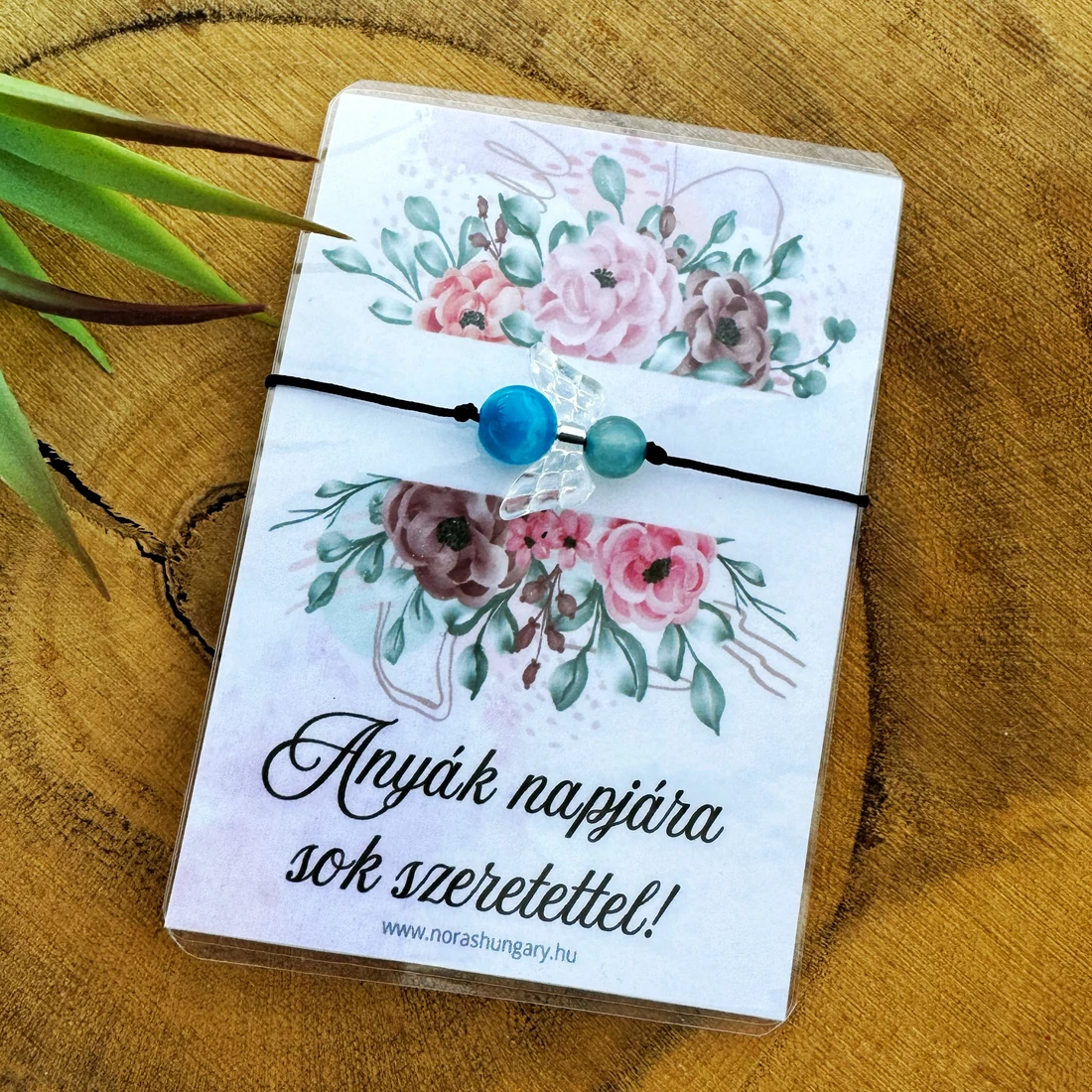 Anyák napi kék angyalkás karkötő kísérőkártyával