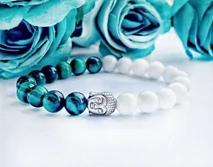 Zöld tigrisszem és fehér jade buddha ásványkarkötő